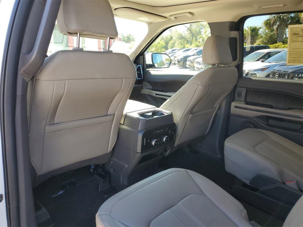 used 2021 Ford Expedition car, priced at $29,991