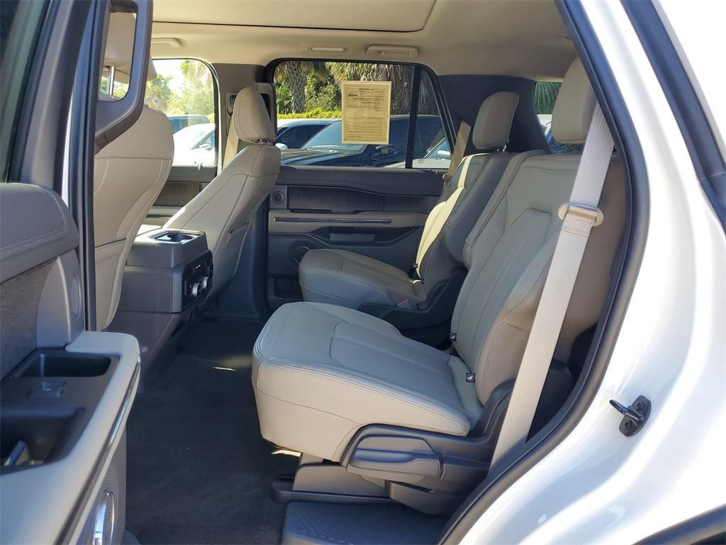 used 2021 Ford Expedition car, priced at $29,991