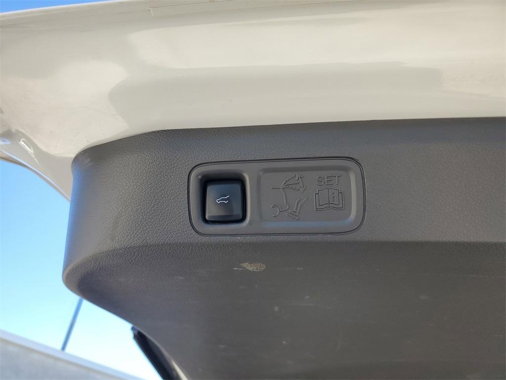 used 2021 Ford Expedition car, priced at $29,991