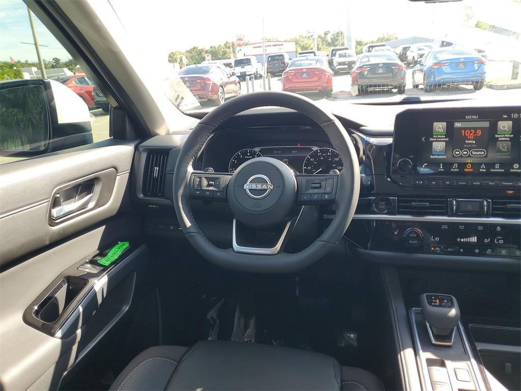 new 2025 Nissan Pathfinder car, priced at $41,936