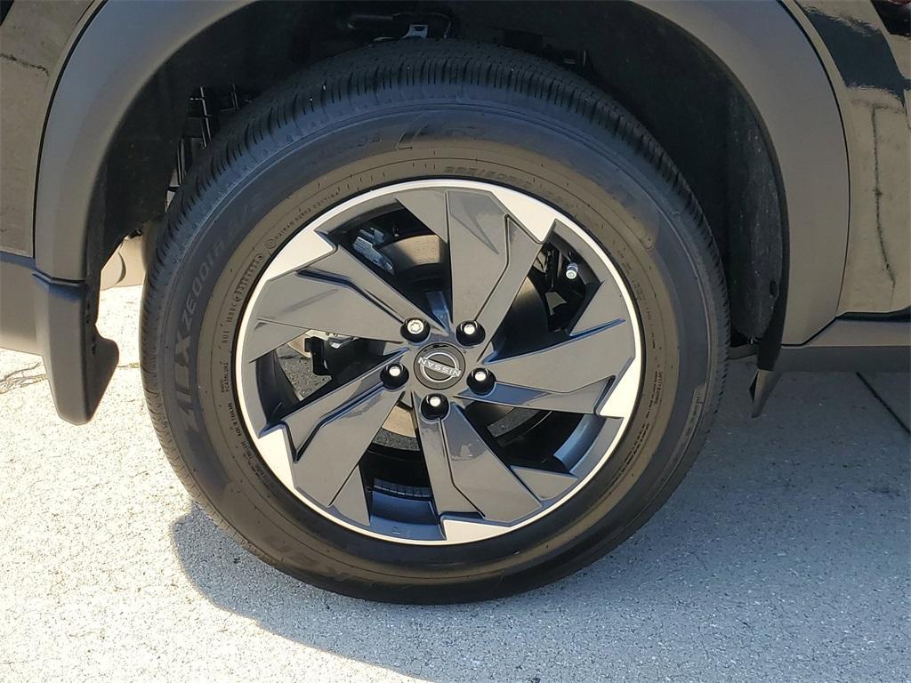 new 2025 Nissan Rogue car, priced at $31,931