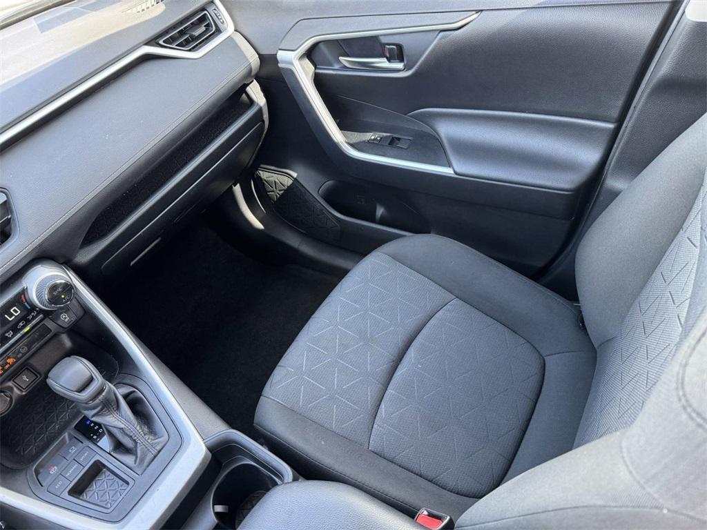 used 2020 Toyota RAV4 car, priced at $22,991