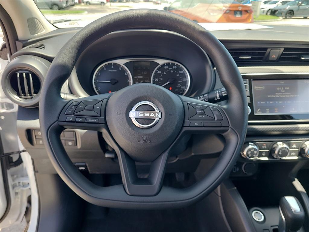 new 2025 Nissan Kicks Play car, priced at $23,416