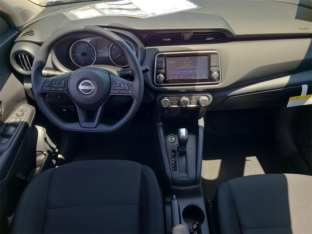 new 2025 Nissan Kicks Play car, priced at $23,416