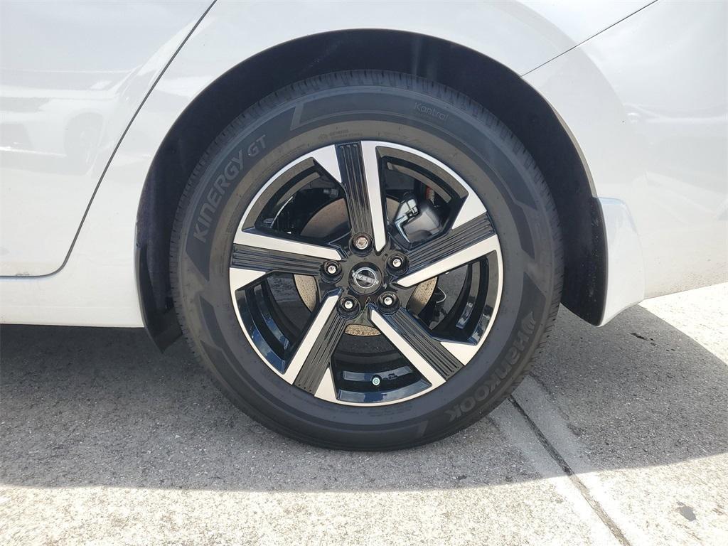 new 2025 Nissan Sentra car, priced at $22,412