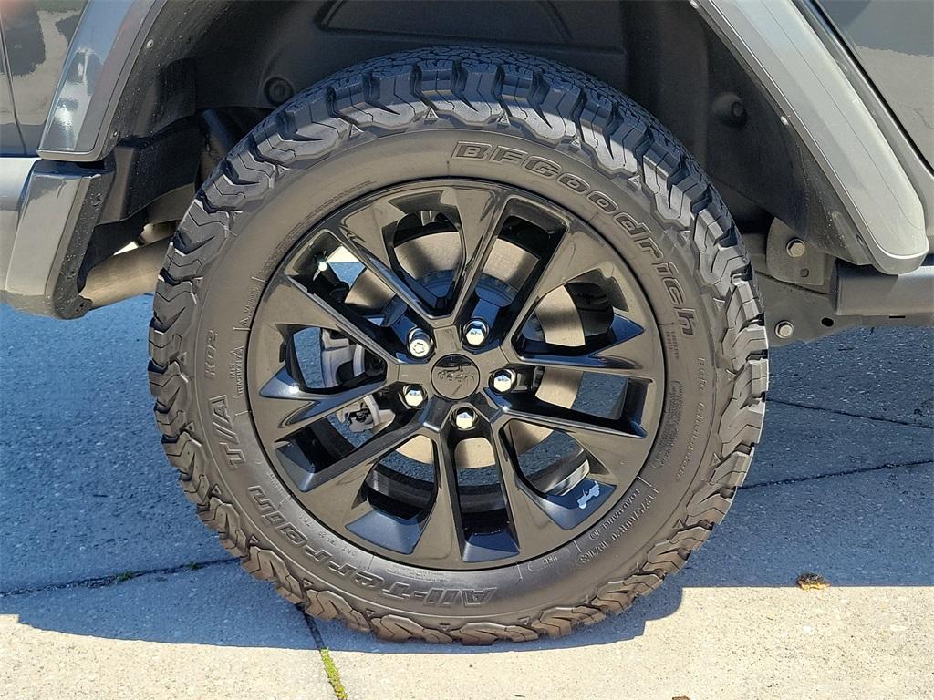 used 2021 Jeep Wrangler Unlimited car, priced at $35,991