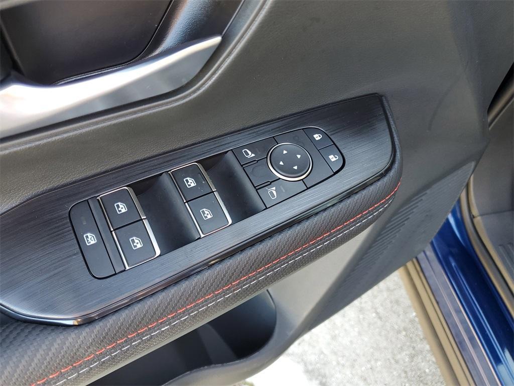 new 2025 Nissan Kicks car, priced at $25,432