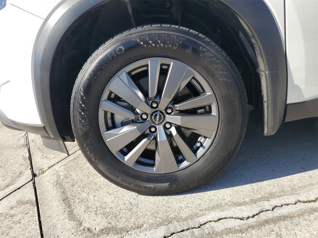 used 2024 Nissan Pathfinder car, priced at $28,991