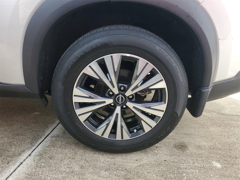 used 2023 Nissan Rogue car, priced at $22,991