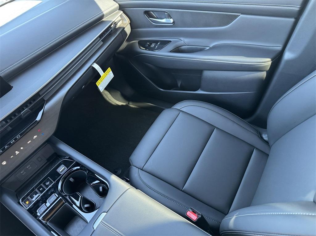 new 2025 Nissan Murano car, priced at $39,125
