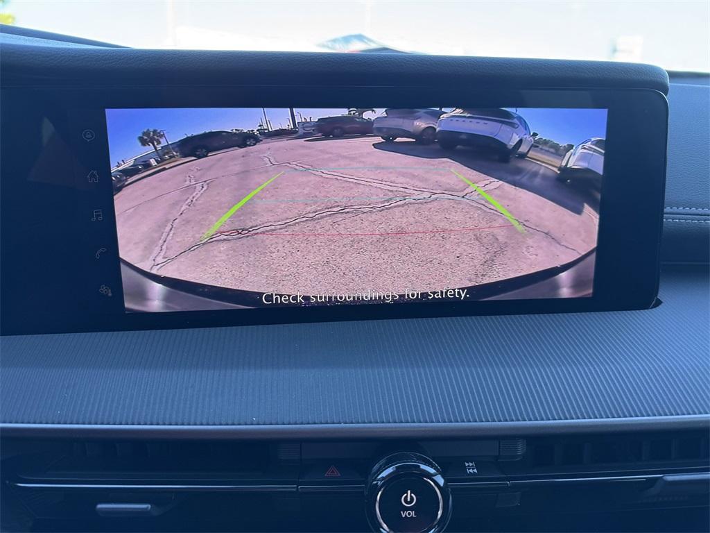 new 2025 Nissan Murano car, priced at $38,125
