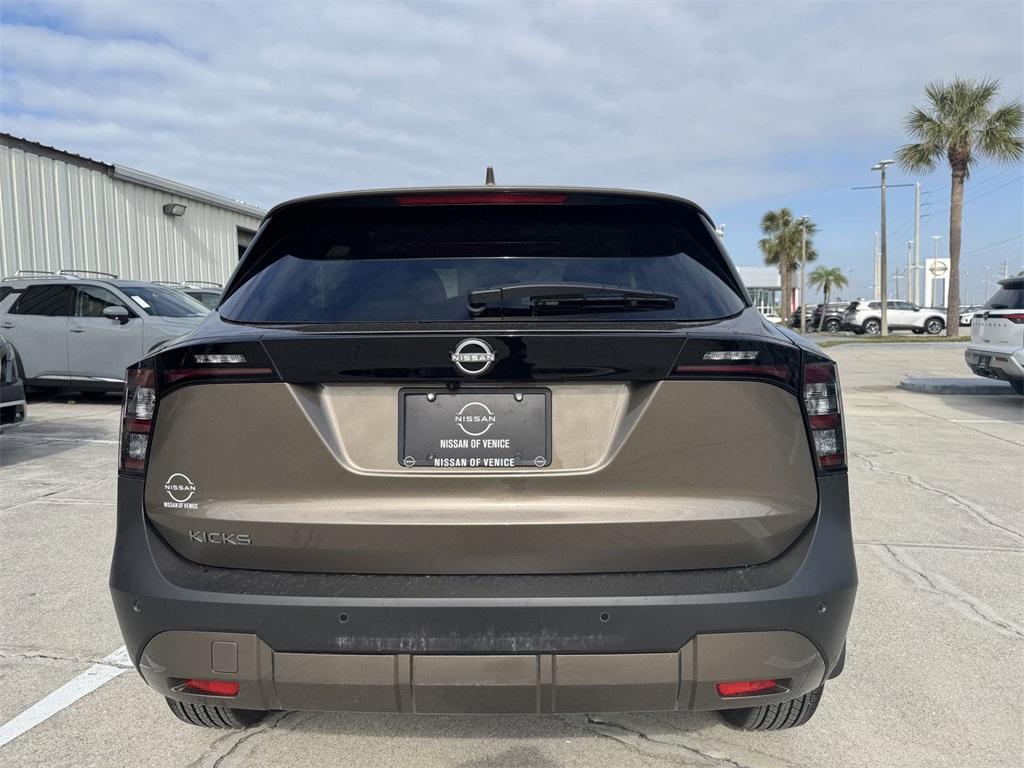 new 2025 Nissan Kicks car, priced at $22,500