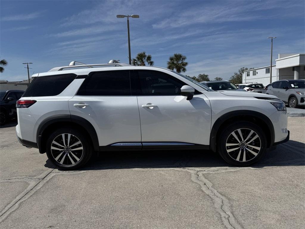 new 2025 Nissan Pathfinder car, priced at $48,365