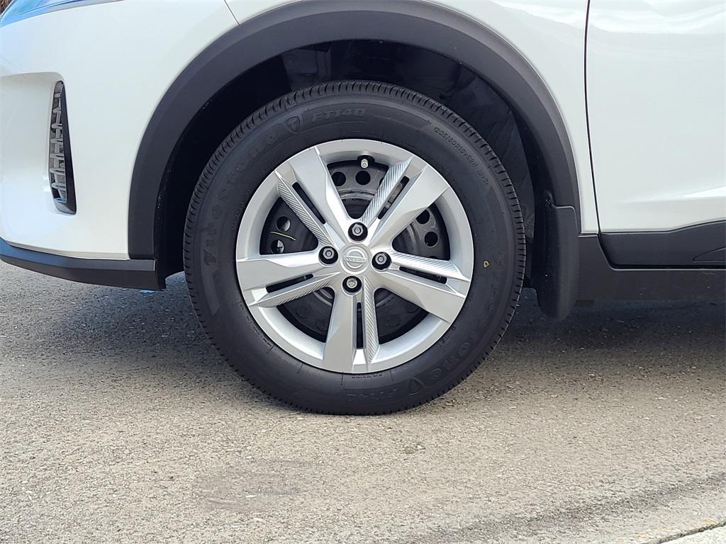 new 2025 Nissan Kicks Play car, priced at $23,850