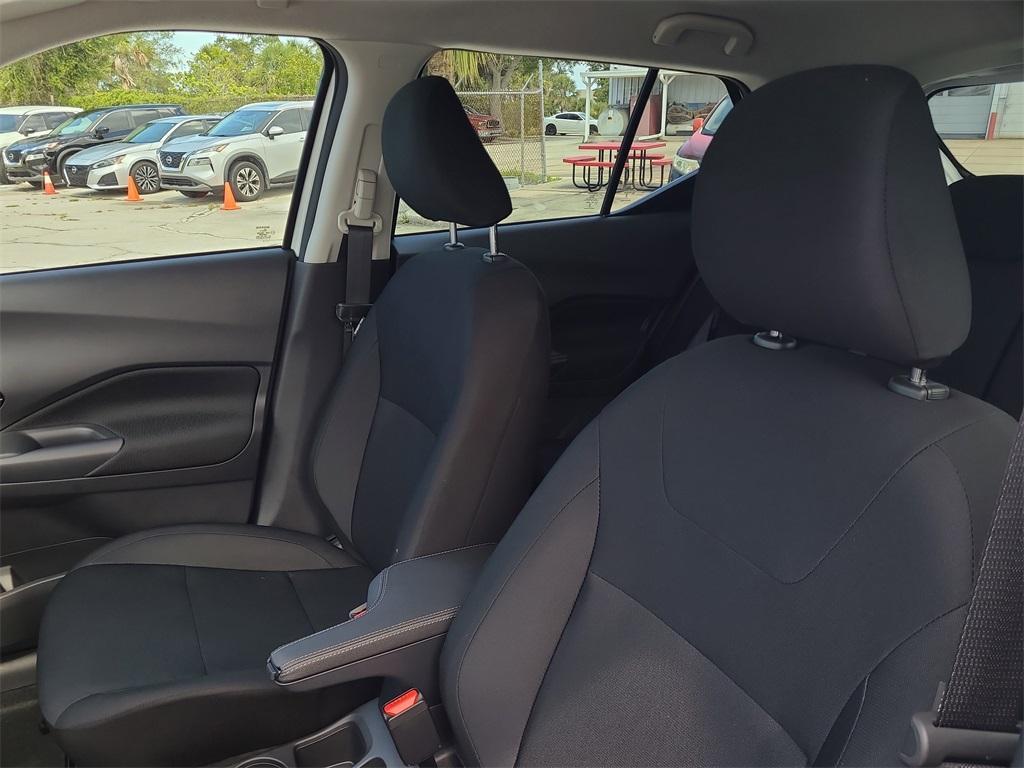 new 2025 Nissan Kicks Play car, priced at $23,850