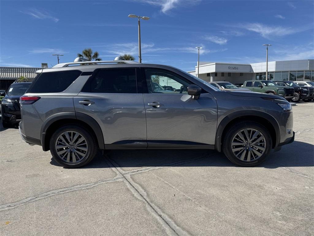 new 2025 Nissan Pathfinder car, priced at $43,000