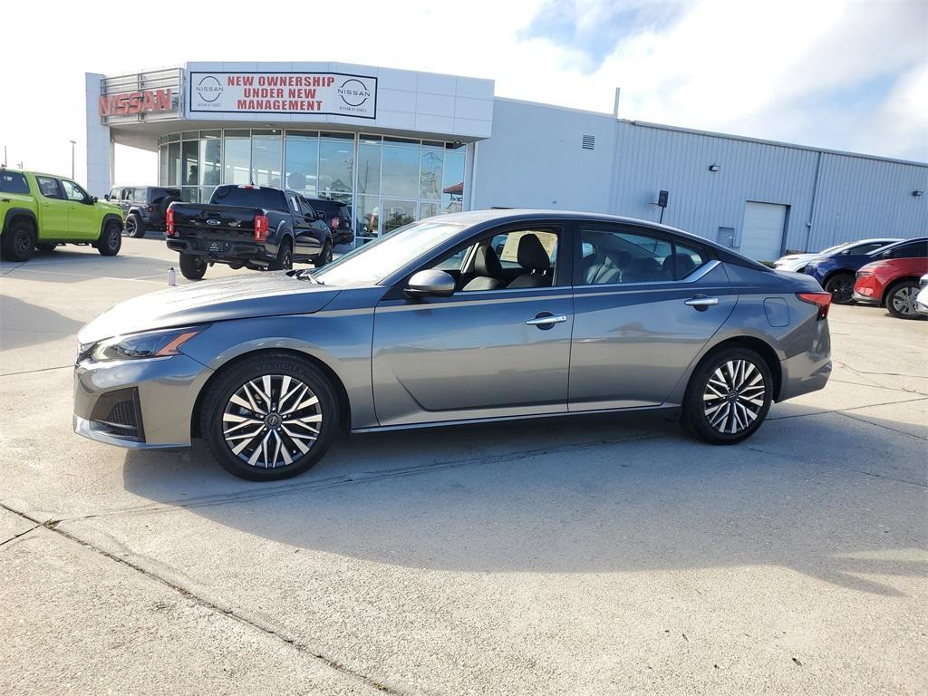 used 2023 Nissan Altima car, priced at $18,491