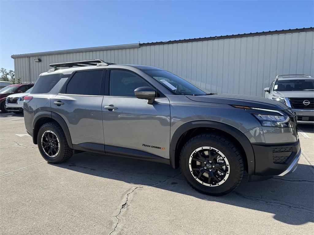 new 2025 Nissan Pathfinder car, priced at $41,000