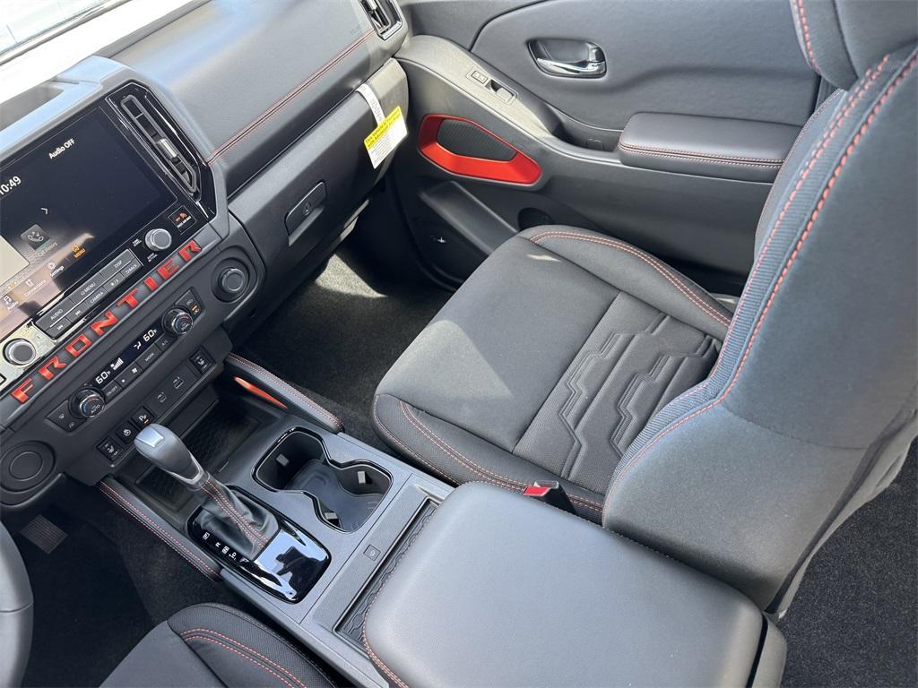 new 2025 Nissan Frontier car, priced at $39,725