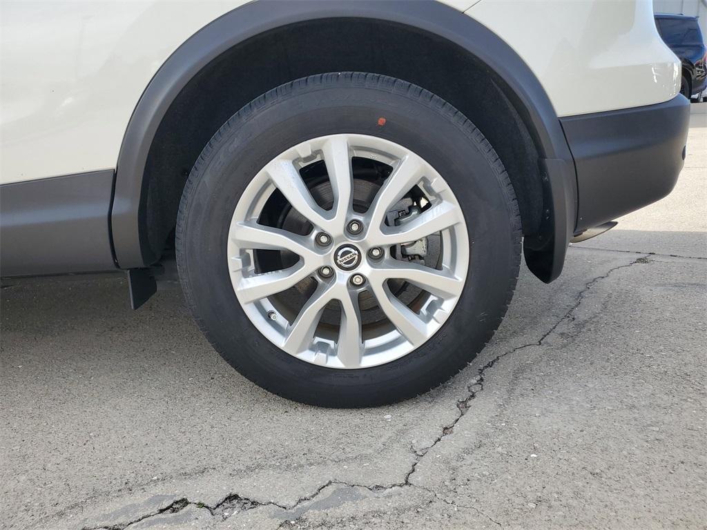 used 2022 Nissan Rogue Sport car, priced at $22,991