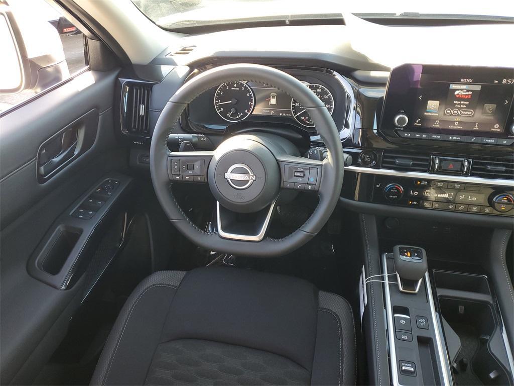 new 2025 Nissan Pathfinder car, priced at $31,898
