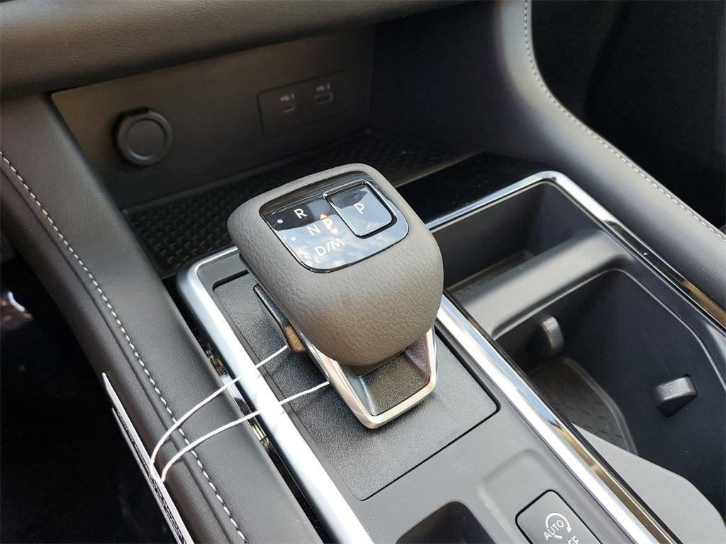 new 2025 Nissan Pathfinder car, priced at $31,898