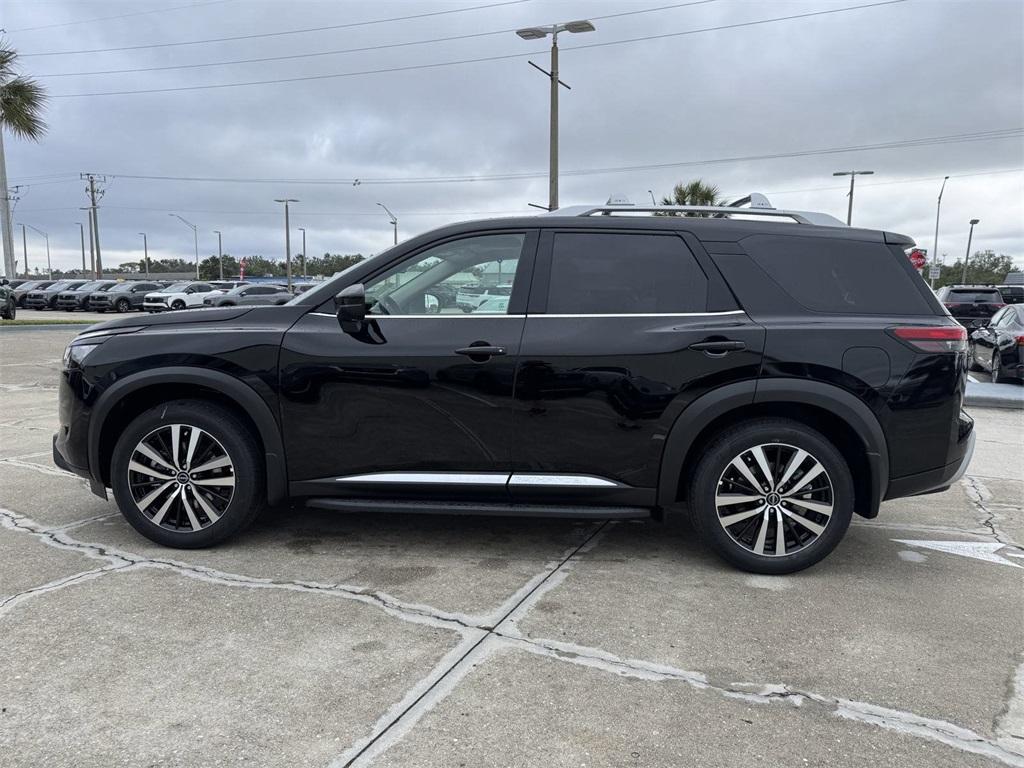 new 2025 Nissan Pathfinder car, priced at $50,662