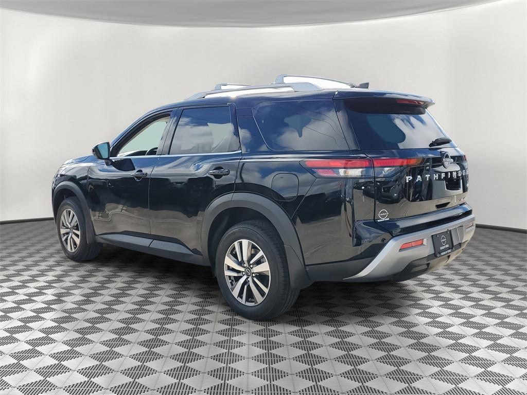 new 2025 Nissan Pathfinder car, priced at $34,565