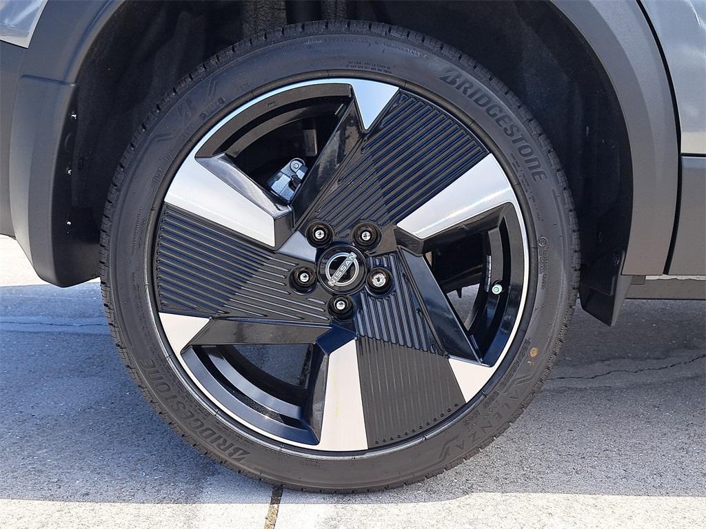 new 2026 Nissan Kicks car, priced at $29,005