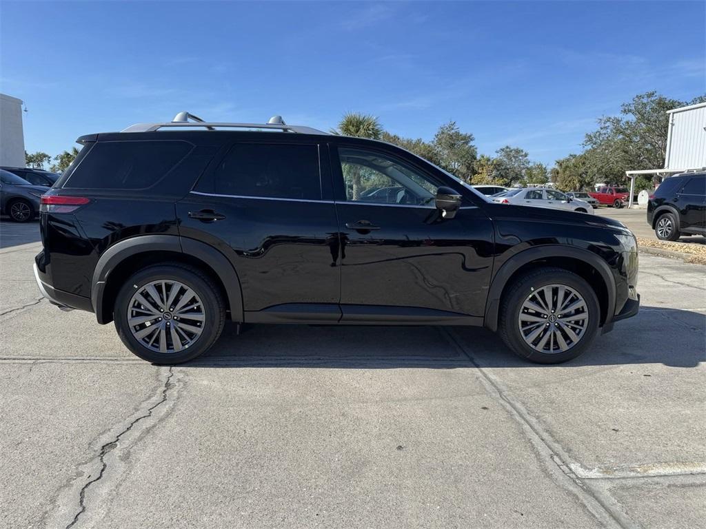 new 2025 Nissan Pathfinder car, priced at $42,556