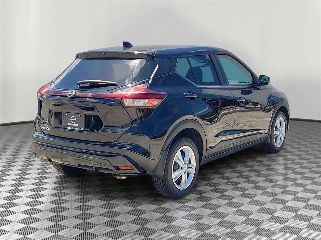 new 2025 Nissan Kicks Play car, priced at $23,257