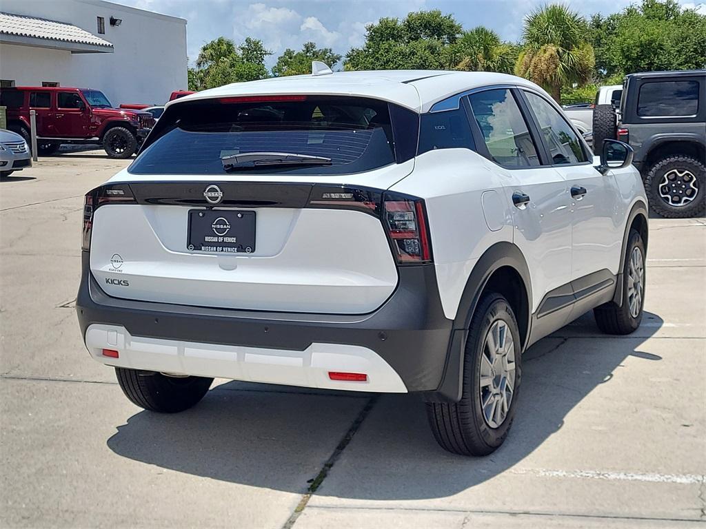 new 2025 Nissan Kicks car, priced at $23,281