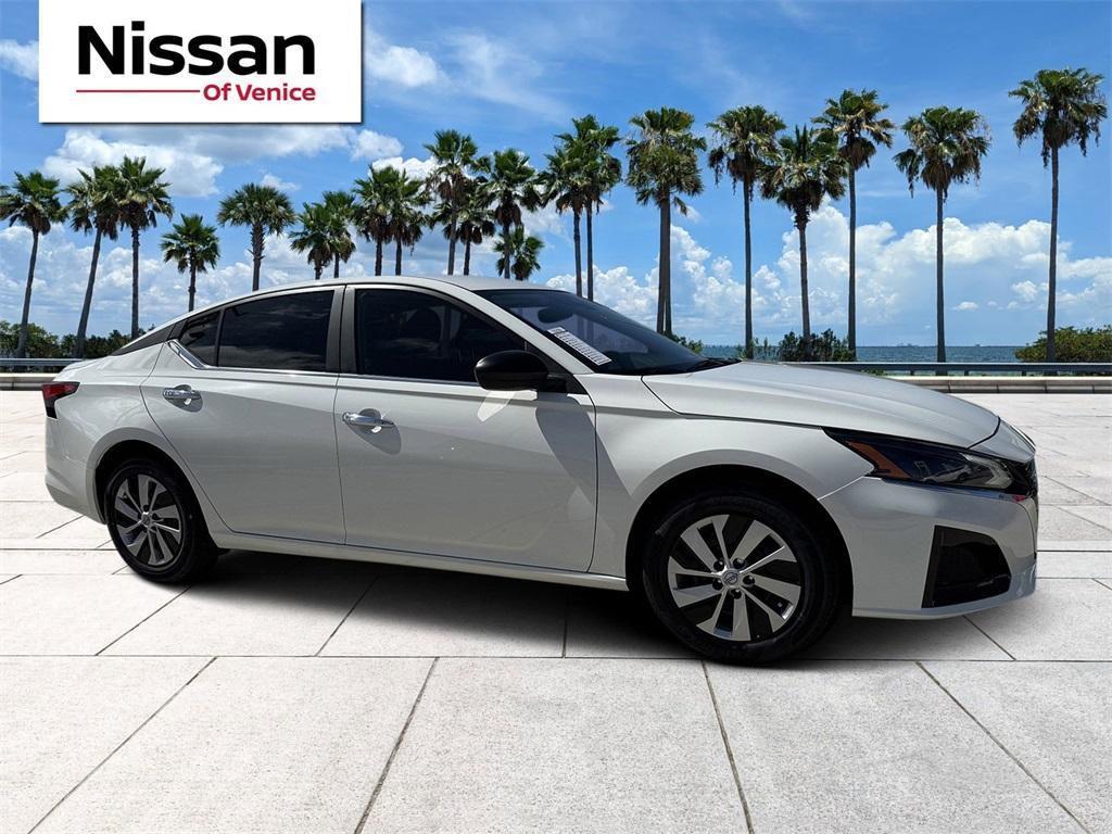 new 2025 Nissan Altima car, priced at $25,678