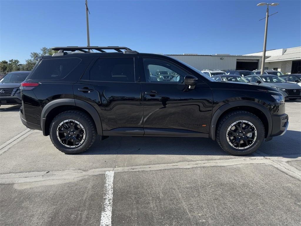 new 2025 Nissan Pathfinder car, priced at $40,999