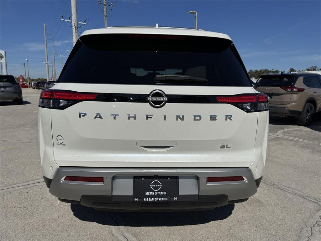 new 2024 Nissan Pathfinder car, priced at $34,999