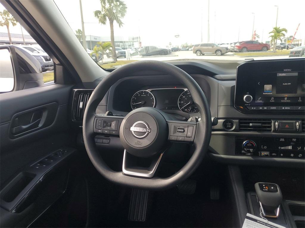 new 2025 Nissan Pathfinder car, priced at $36,298