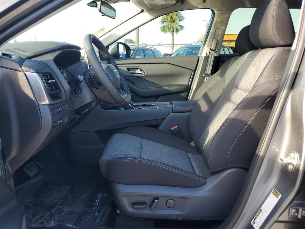 new 2025 Nissan Rogue car, priced at $29,685