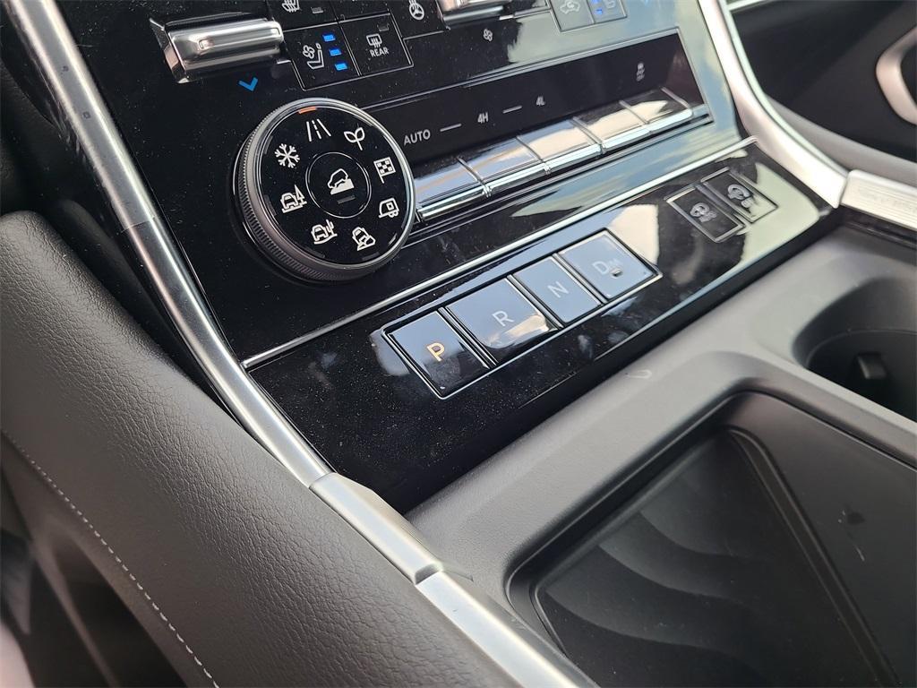 new 2025 Nissan Armada car, priced at $81,160