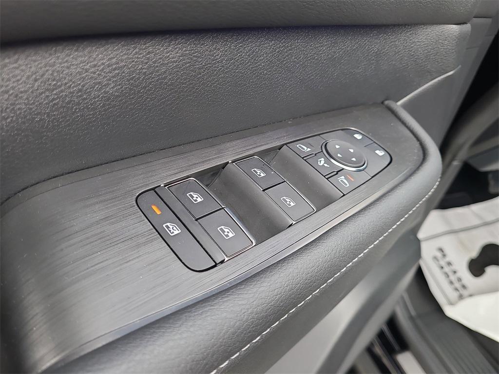 new 2025 Nissan Armada car, priced at $81,160