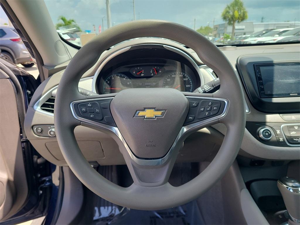 used 2018 Chevrolet Malibu car, priced at $9,991