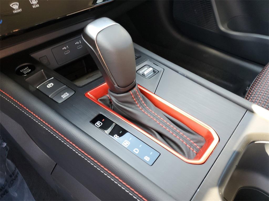 new 2025 Nissan Kicks car, priced at $26,038