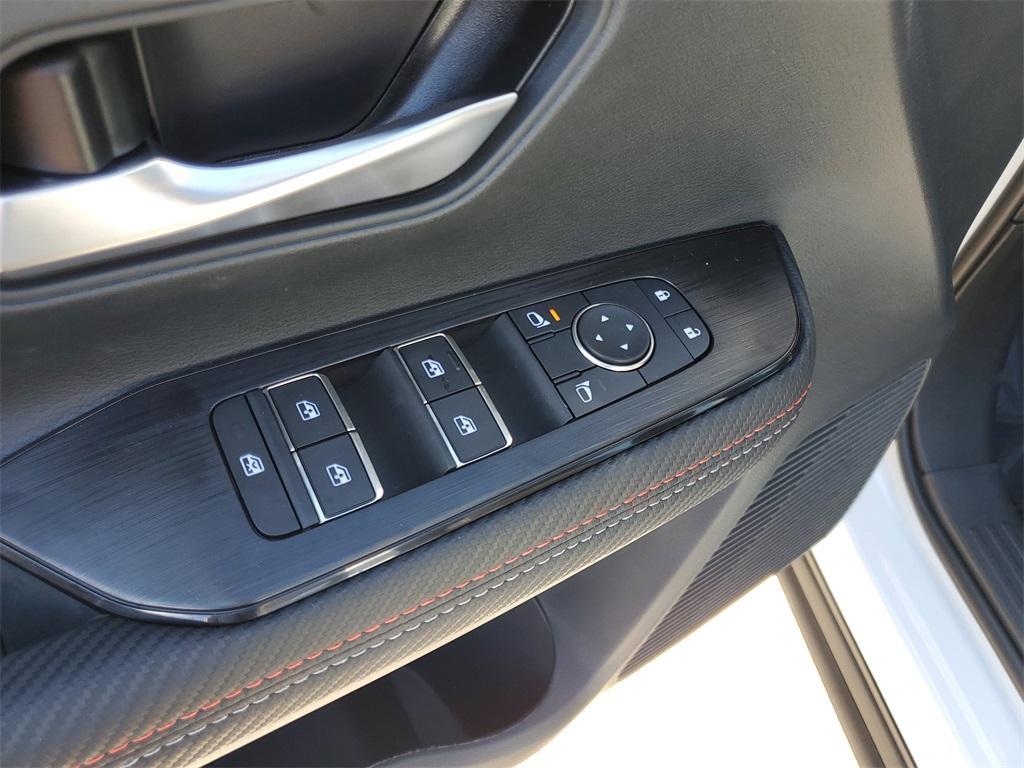 new 2025 Nissan Kicks car, priced at $26,038