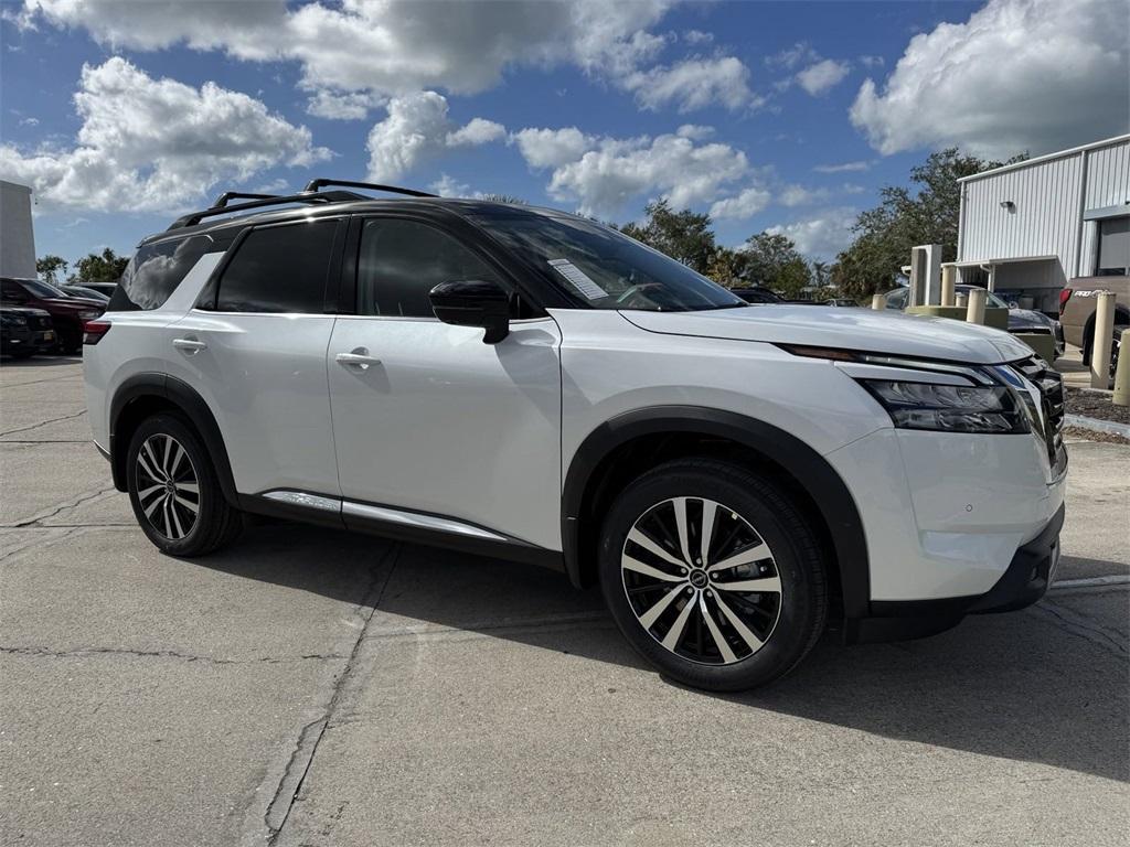 new 2025 Nissan Pathfinder car, priced at $46,999