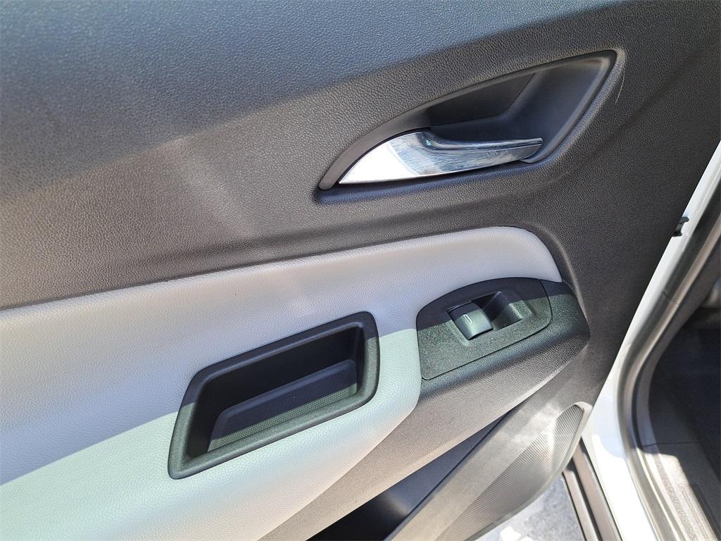 used 2021 Chevrolet Equinox car, priced at $17,991