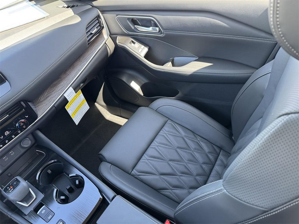 new 2025 Nissan Rogue car, priced at $39,946