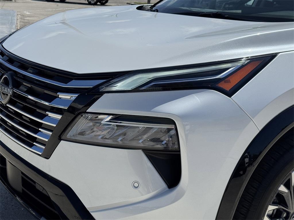 new 2025 Nissan Rogue car, priced at $39,946