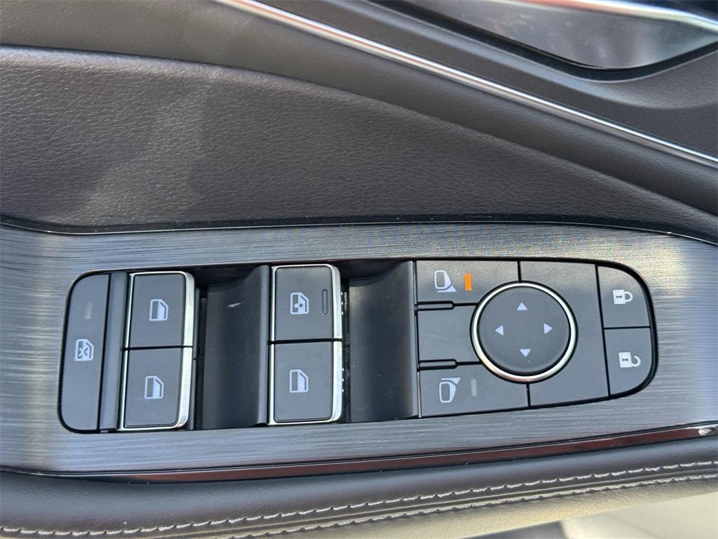 new 2025 Nissan Rogue car, priced at $39,946