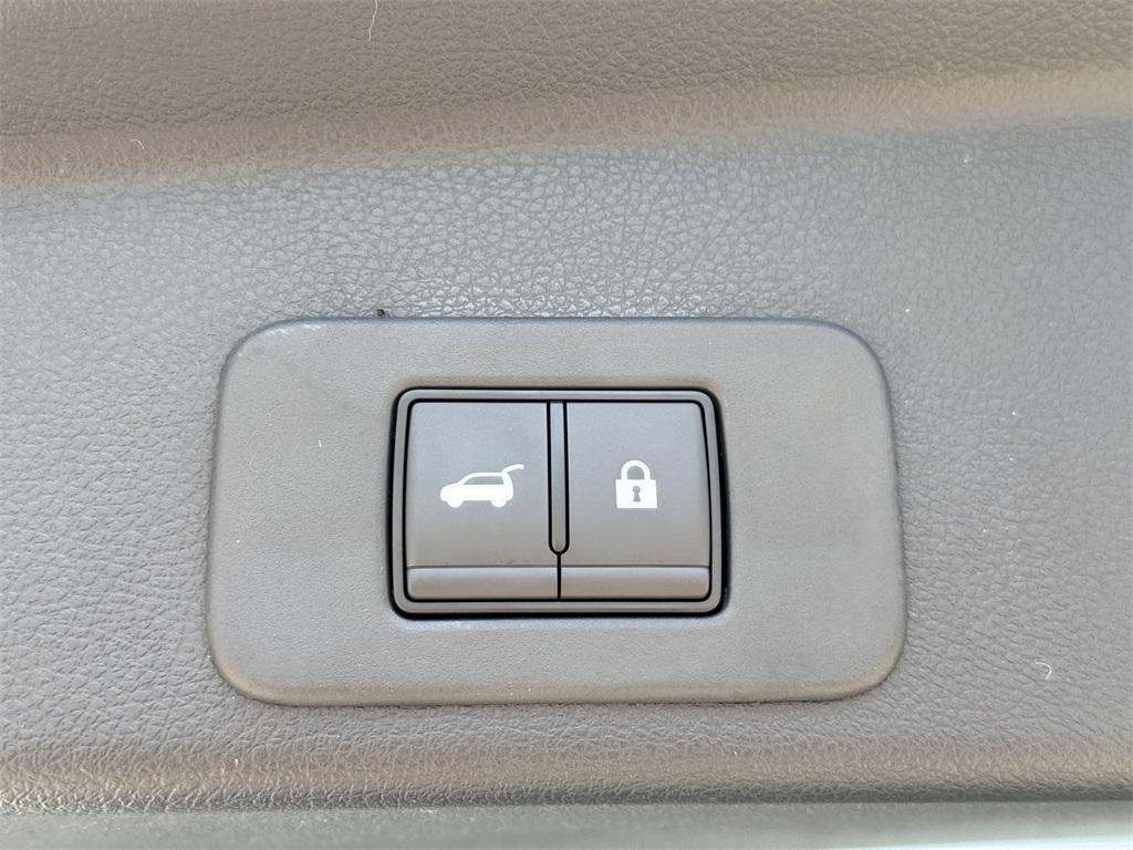 new 2025 Nissan Murano car, priced at $43,295