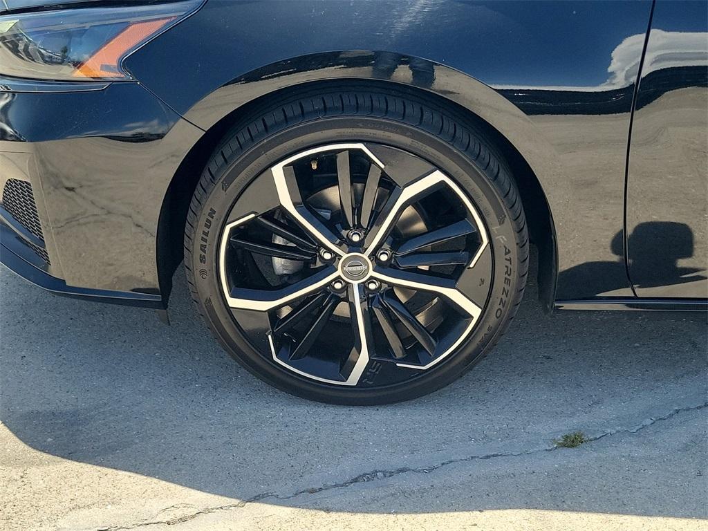 used 2023 Nissan Altima car, priced at $20,491