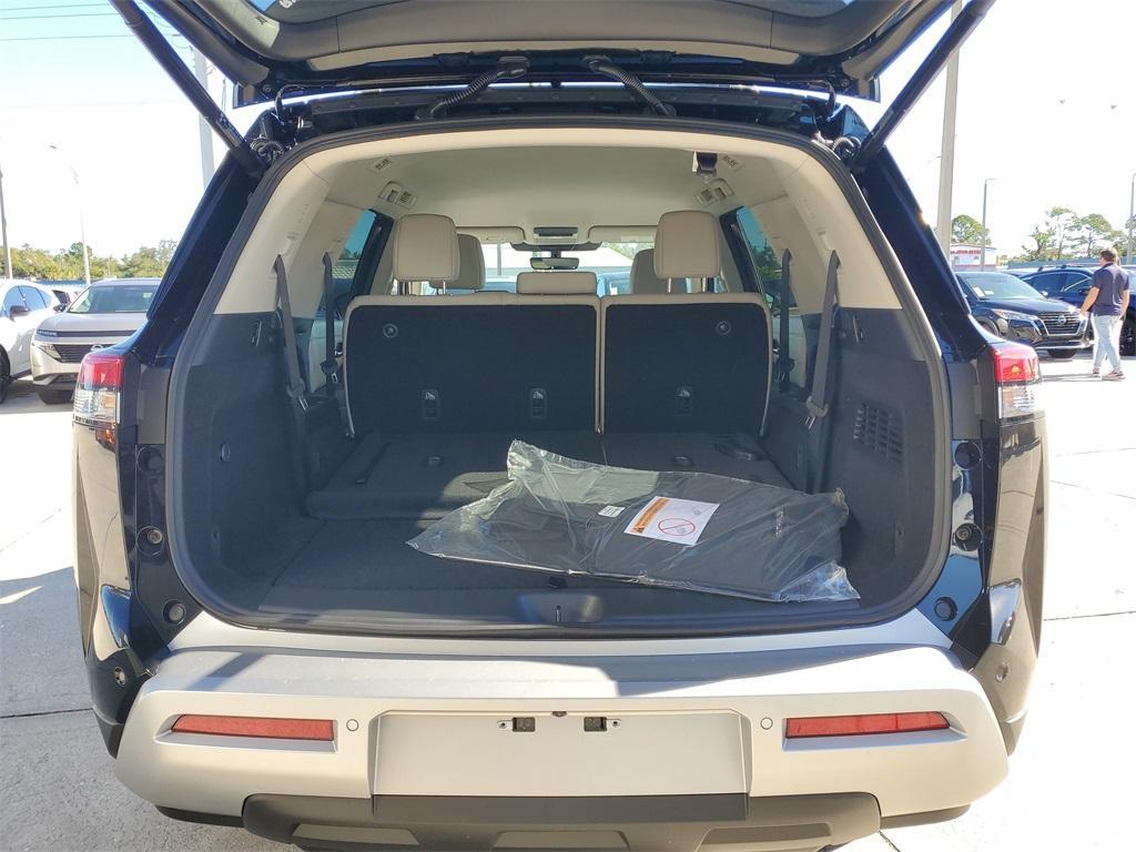 new 2025 Nissan Pathfinder car, priced at $37,975